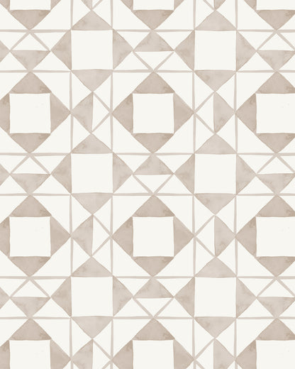 Classic Quilt Linen wallpaper with hand-drawn geometric patchwork shapes in warm linen and cream.